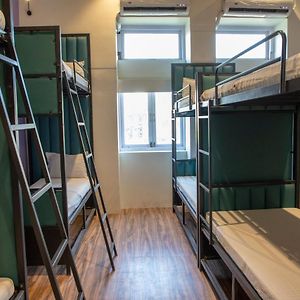 Dormitory Room Mixed